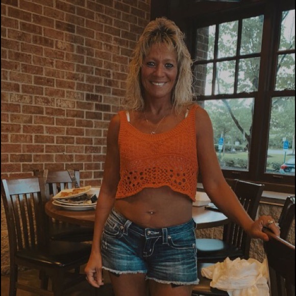 Meet your Posher, Gidget - Picture 1 of 11